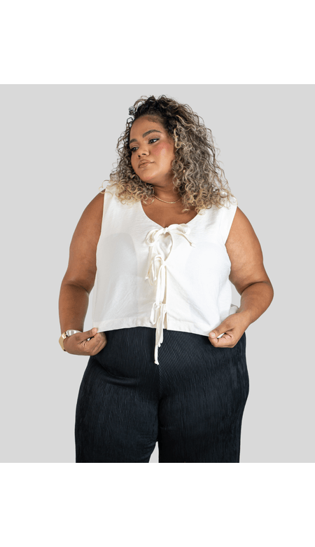 Blusa K.Linda Plus Size Com Laço e Viscose