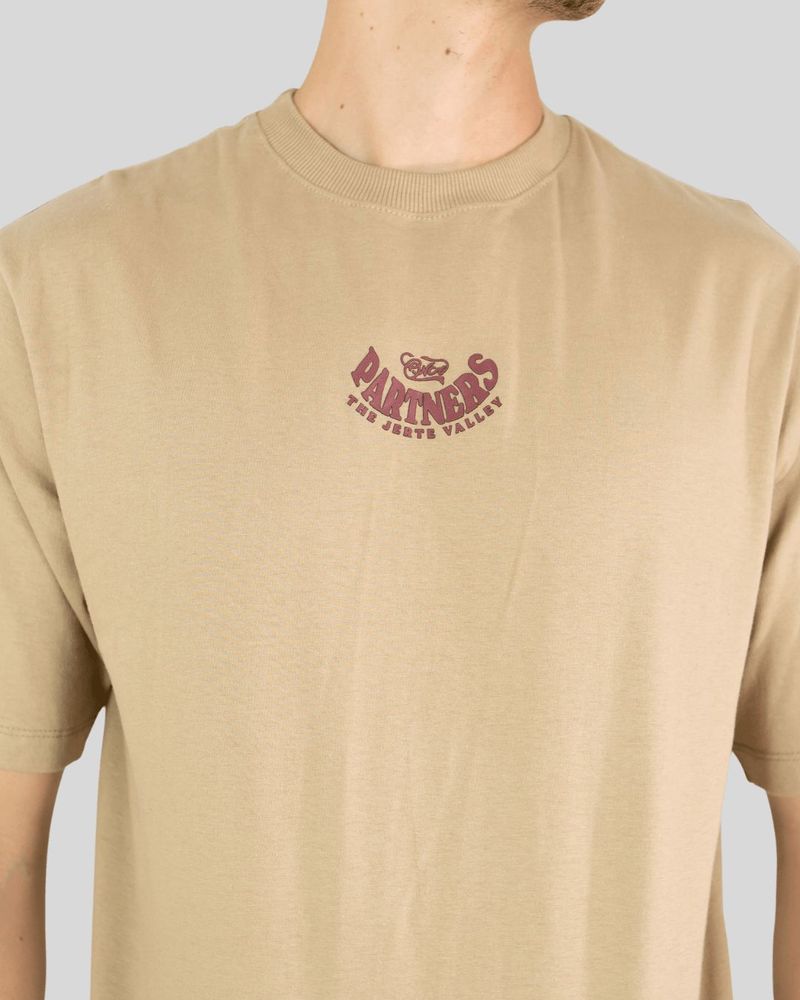 Camiseta Masculina Oversized Estampado Partners - Overcore 1