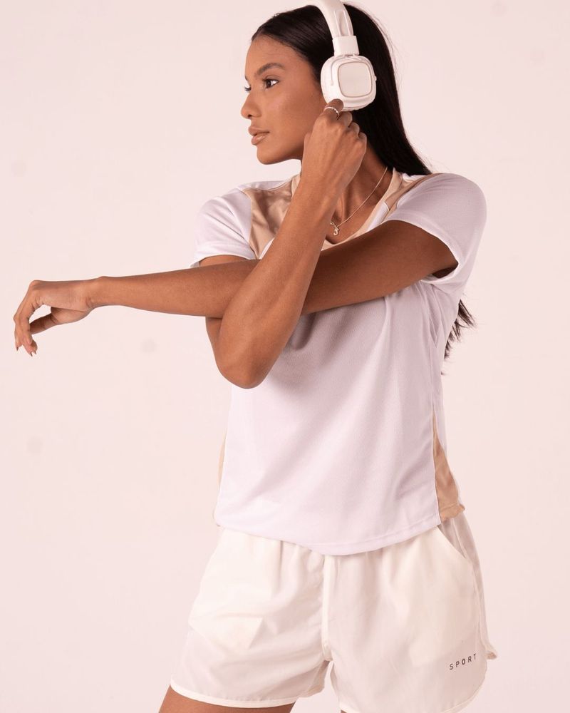 Camiseta Esportiva Feminina Branco e Bege 2