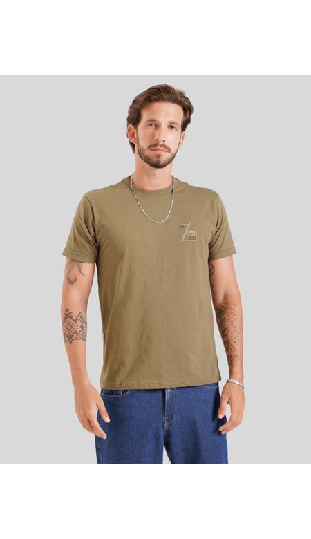 Camiseta Masculina Estampada nas Costas e Frente