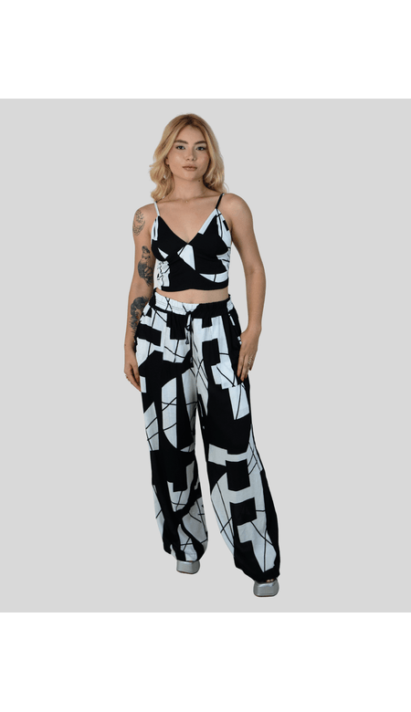Calça Pantalona Estampada em Tecido Leve com Elástico na Cintura